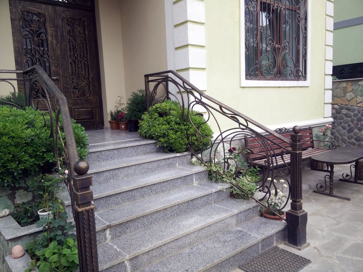Отель Hotel Mimino Тбилиси-13